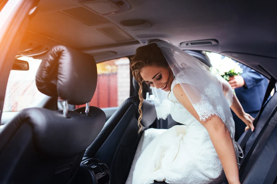 Planning Wedding Transportation For Large Guest Groups Norwalk, CT Planning Wedding Transportation For Large Guest Groups Norwalk, CT
