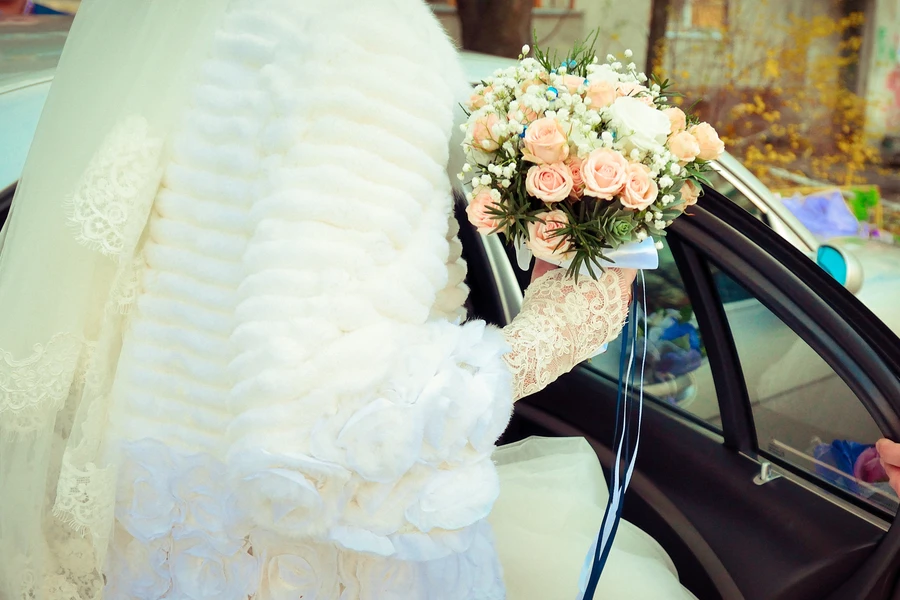 Planning Wedding Transportation For Large Guest Groups in Norwalk, CT Planning Wedding Transportation For Large Guest Groups in Norwalk, CT